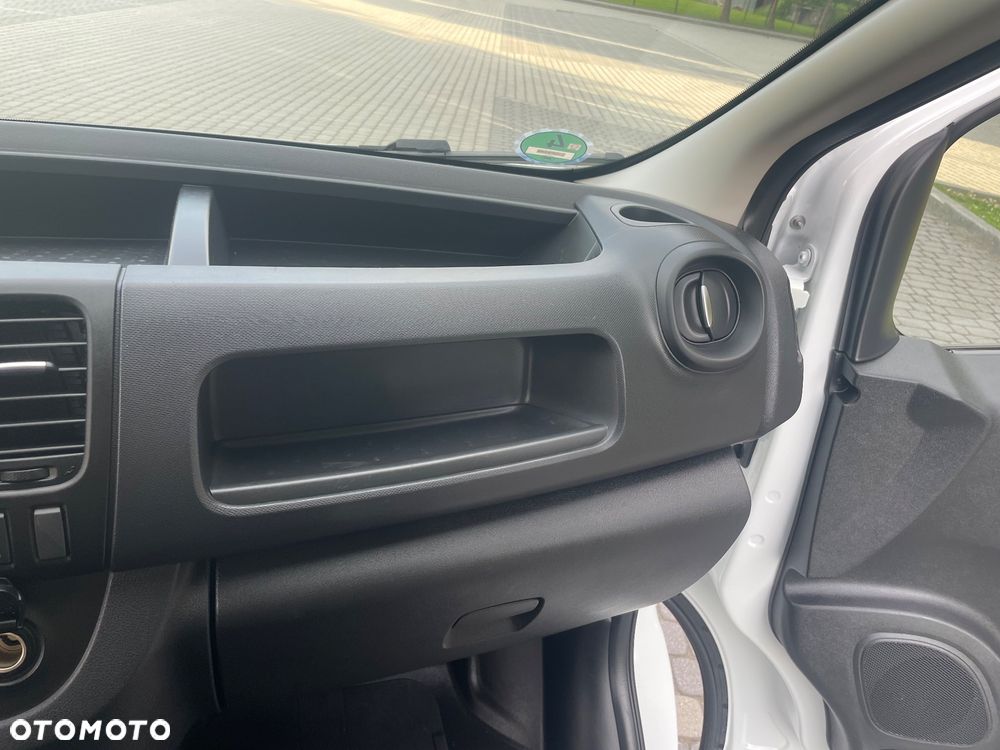 Renault Trafic Long Custom Vivaro Scudo Talento T6 Primastar Expert Jumpy - 17