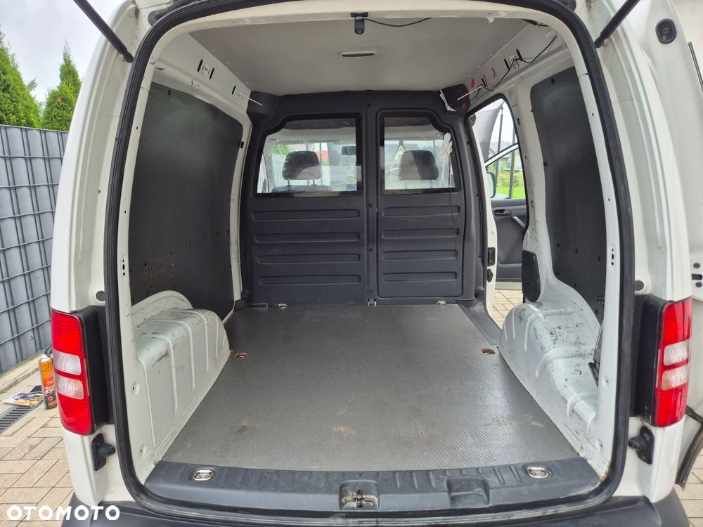 Volkswagen Caddy - 11