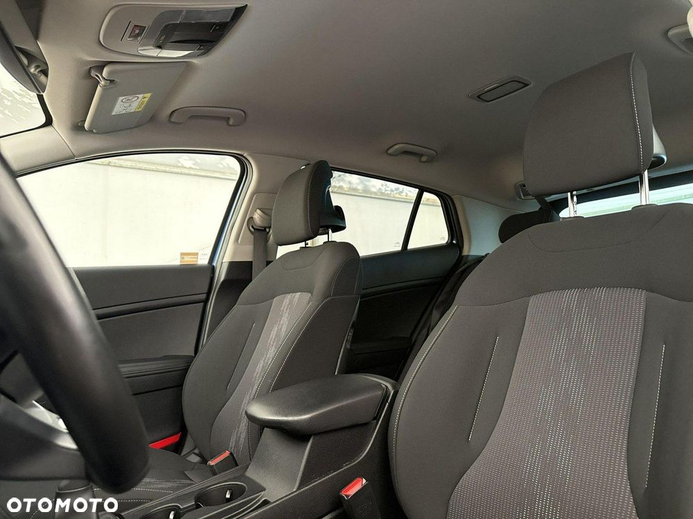 Kia Sportage - 11