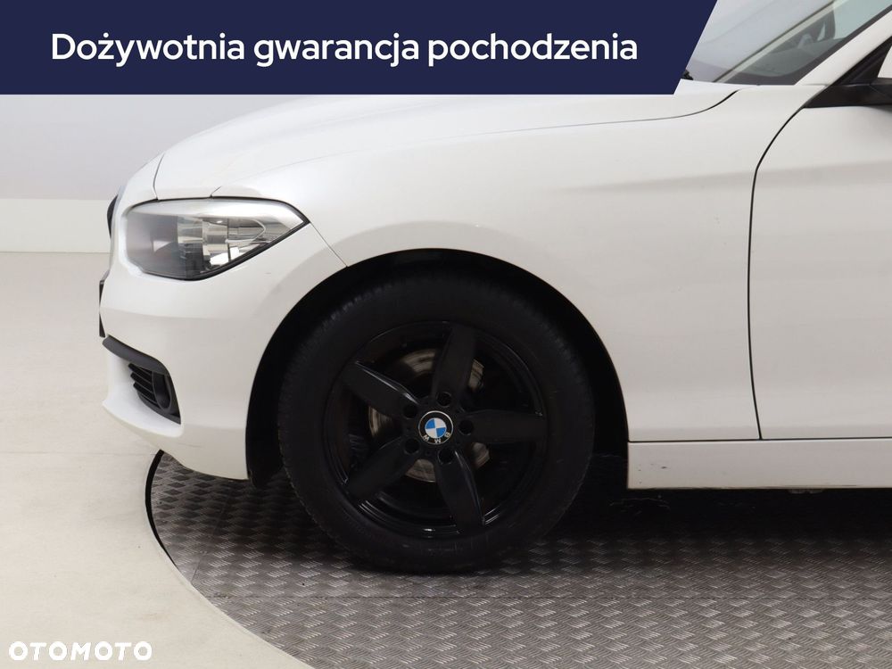 BMW Seria 1 - 17