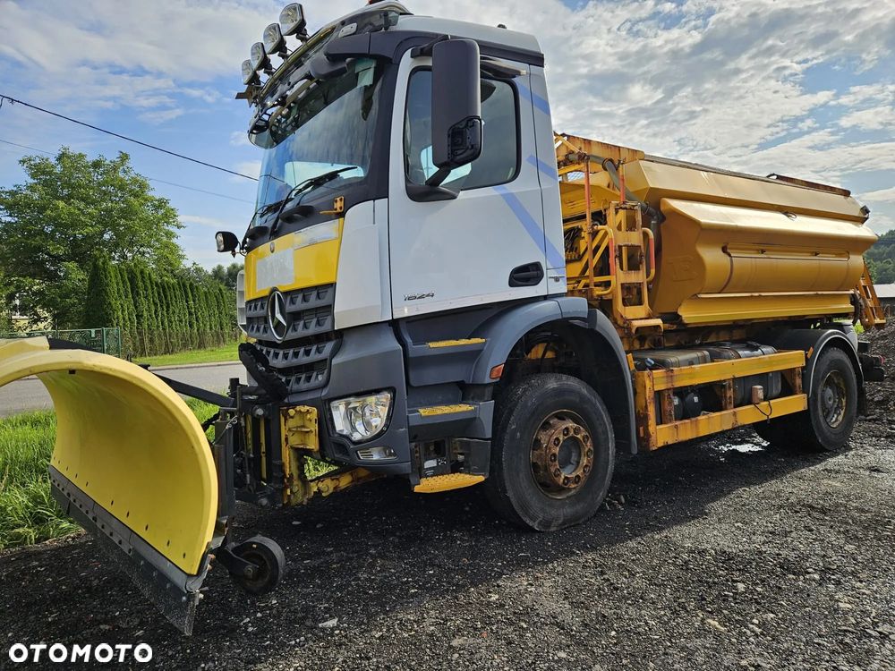 Mercedes-Benz AROSC 1824 - 2