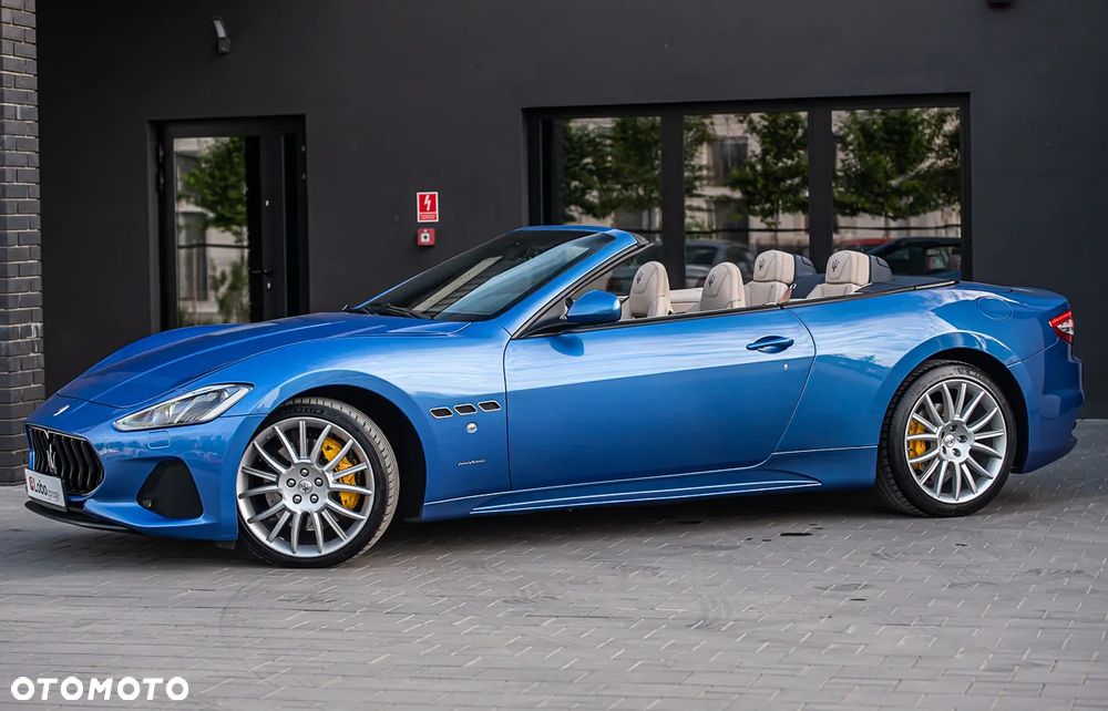 Maserati GranCabrio - 6