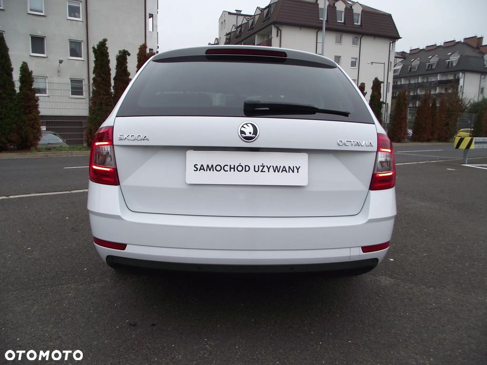 Skoda Octavia 1.5 TSI ACT Style DSG - 9