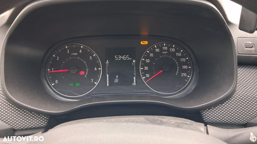 Dacia Logan TCe 90 Essential - 7