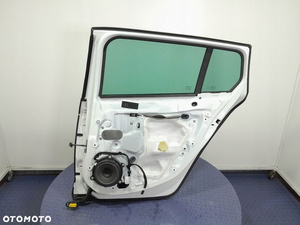 RENAULT MEGANE IV KOMBI DRZWI TYŁ PRAWE TYLNE OV369 - 6