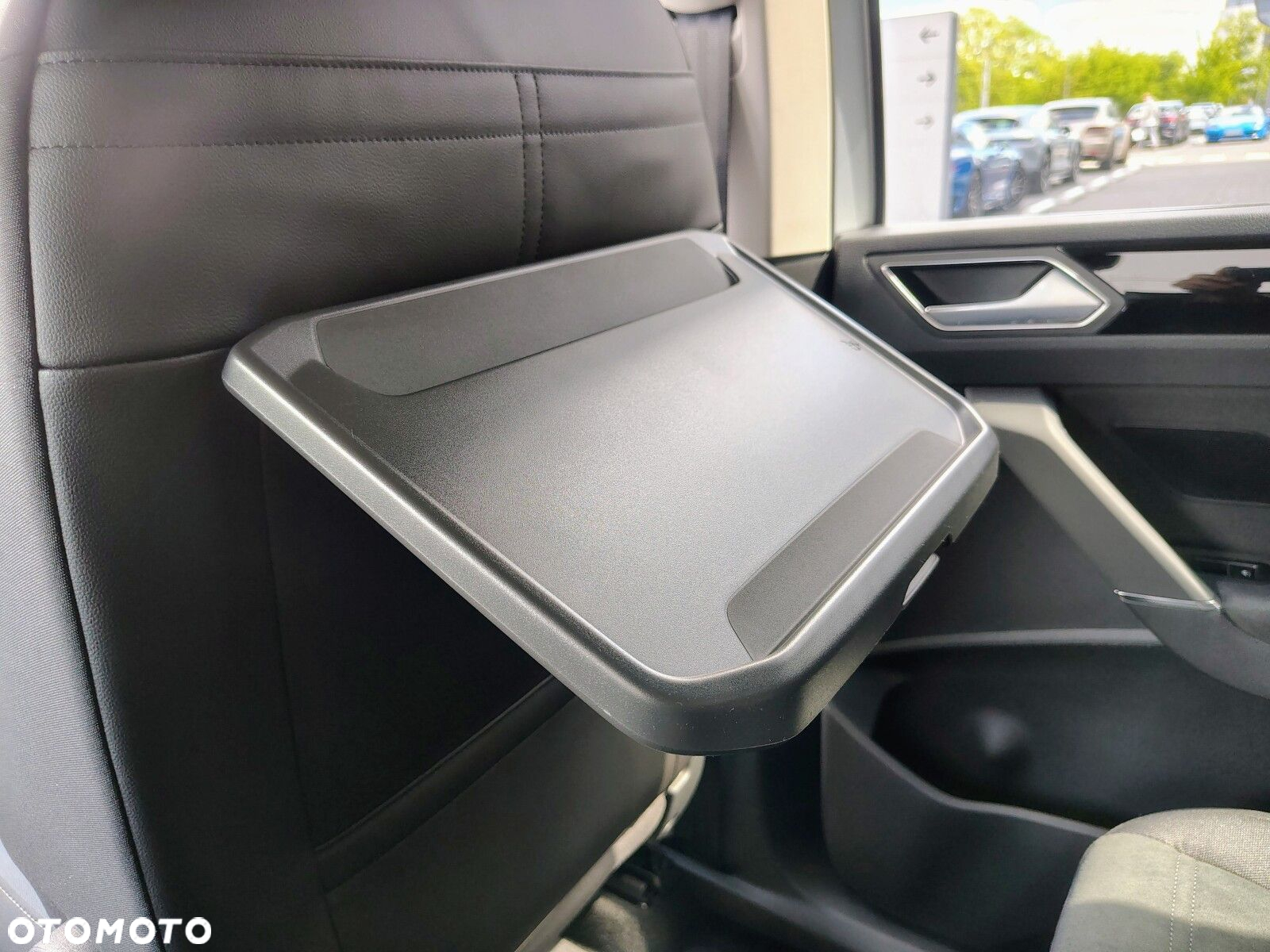 Volkswagen Touran - 25
