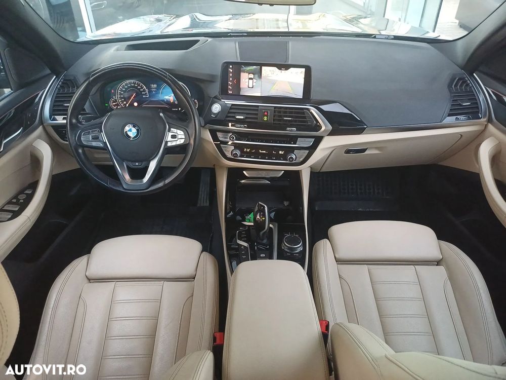 BMW X3 xDrive20d AT Luxury Line - 26