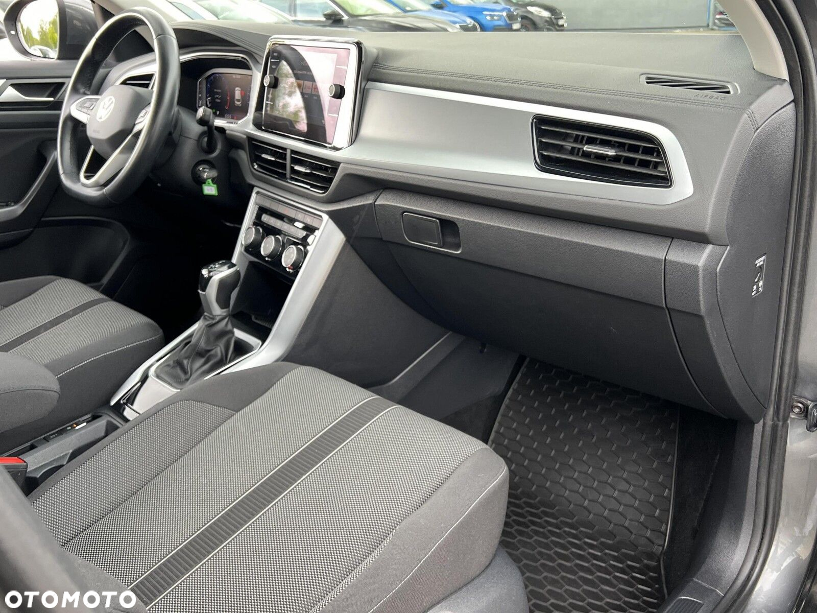 Volkswagen T-Roc 1.5 TSI Life DSG - 17