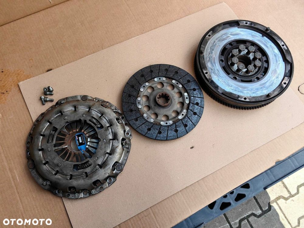Sprzęgło BMW e39 e46 m57 3.0d 240mm dwumas tarcza docisk 5-biegów (4324) - 1