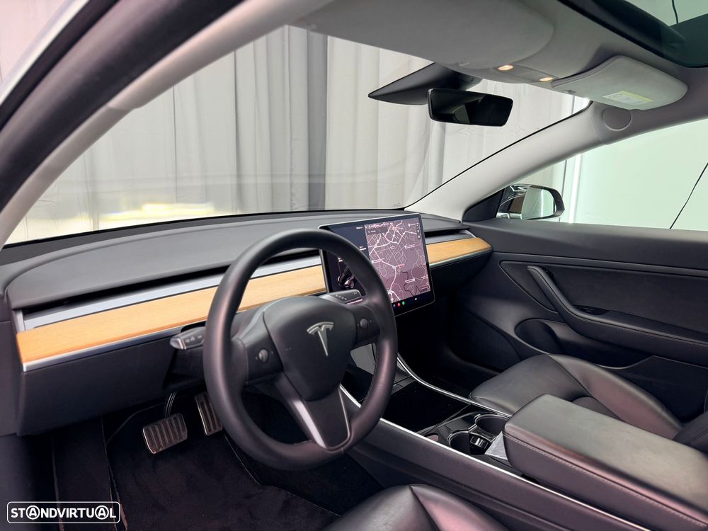 Tesla Model 3 Standard RWD Plus - 19
