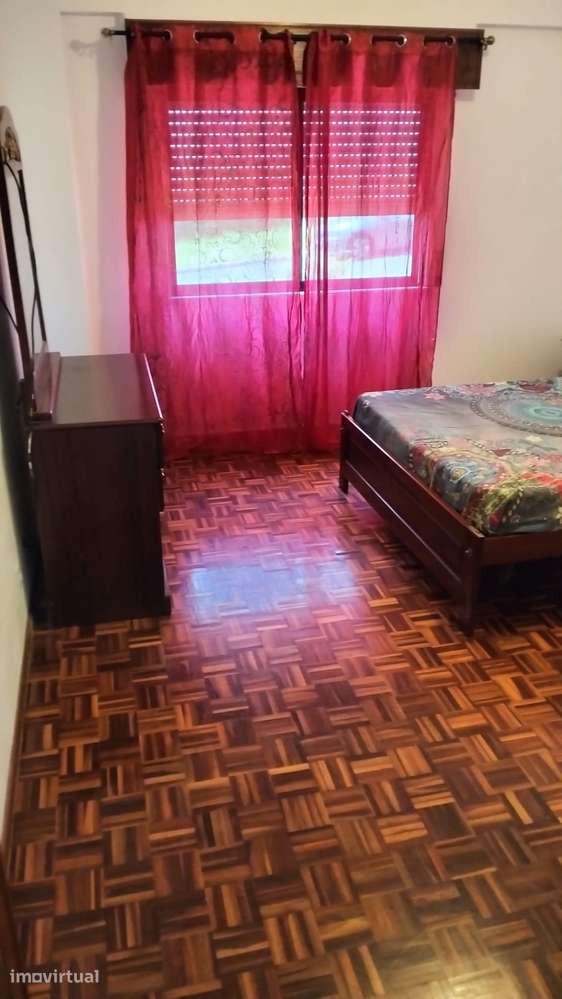 T2 para Arrendamento – Quinta da Fronteira, Belas - Grande imagem: 2/10