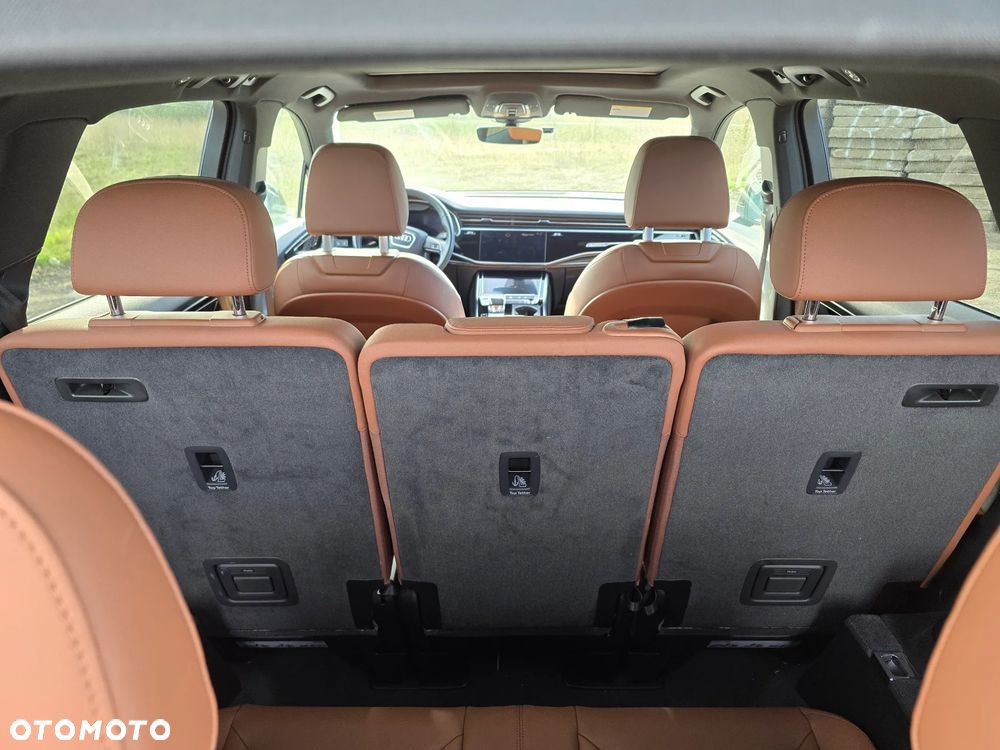 Audi Q7 55 TFSI quattro tiptronic - 11