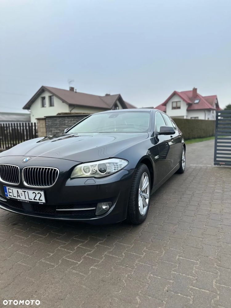 BMW Seria 5 525d - 1