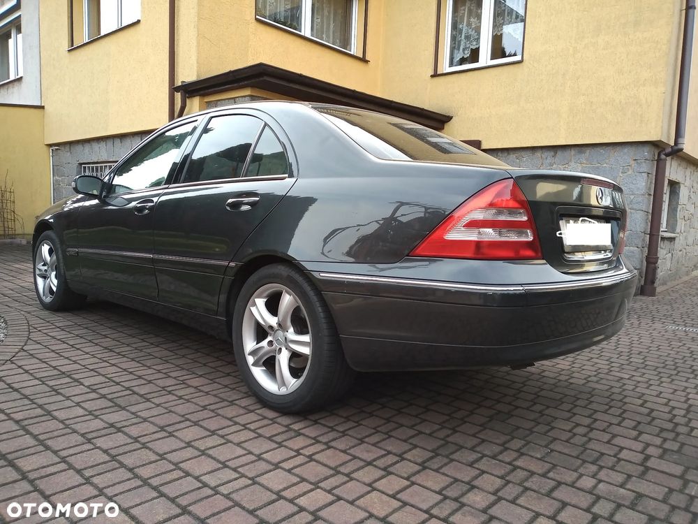 Mercedes-Benz Klasa C 240 Avantgarde - 1