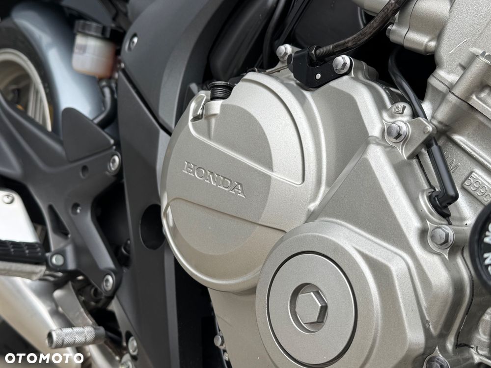 Honda CBF - 13