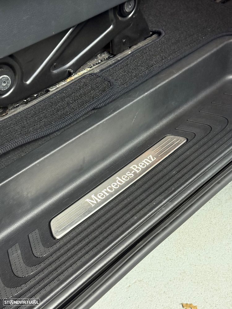 Mercedes-Benz V 220 d Compacto Avantgarde Aut. - 8