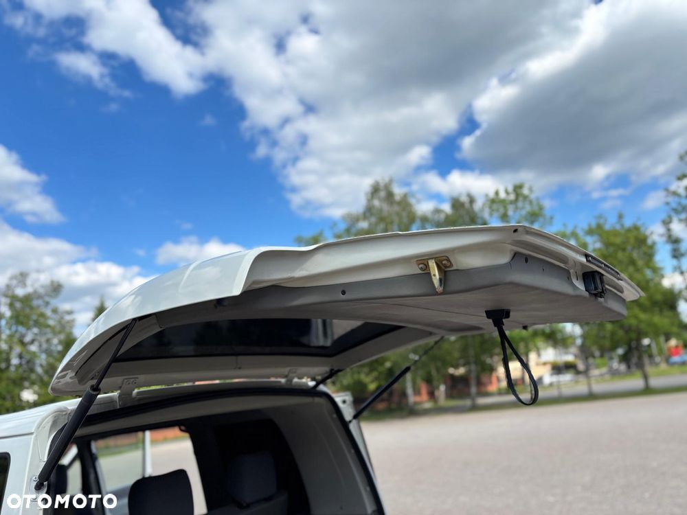 Volkswagen Transporter Mixt - 23