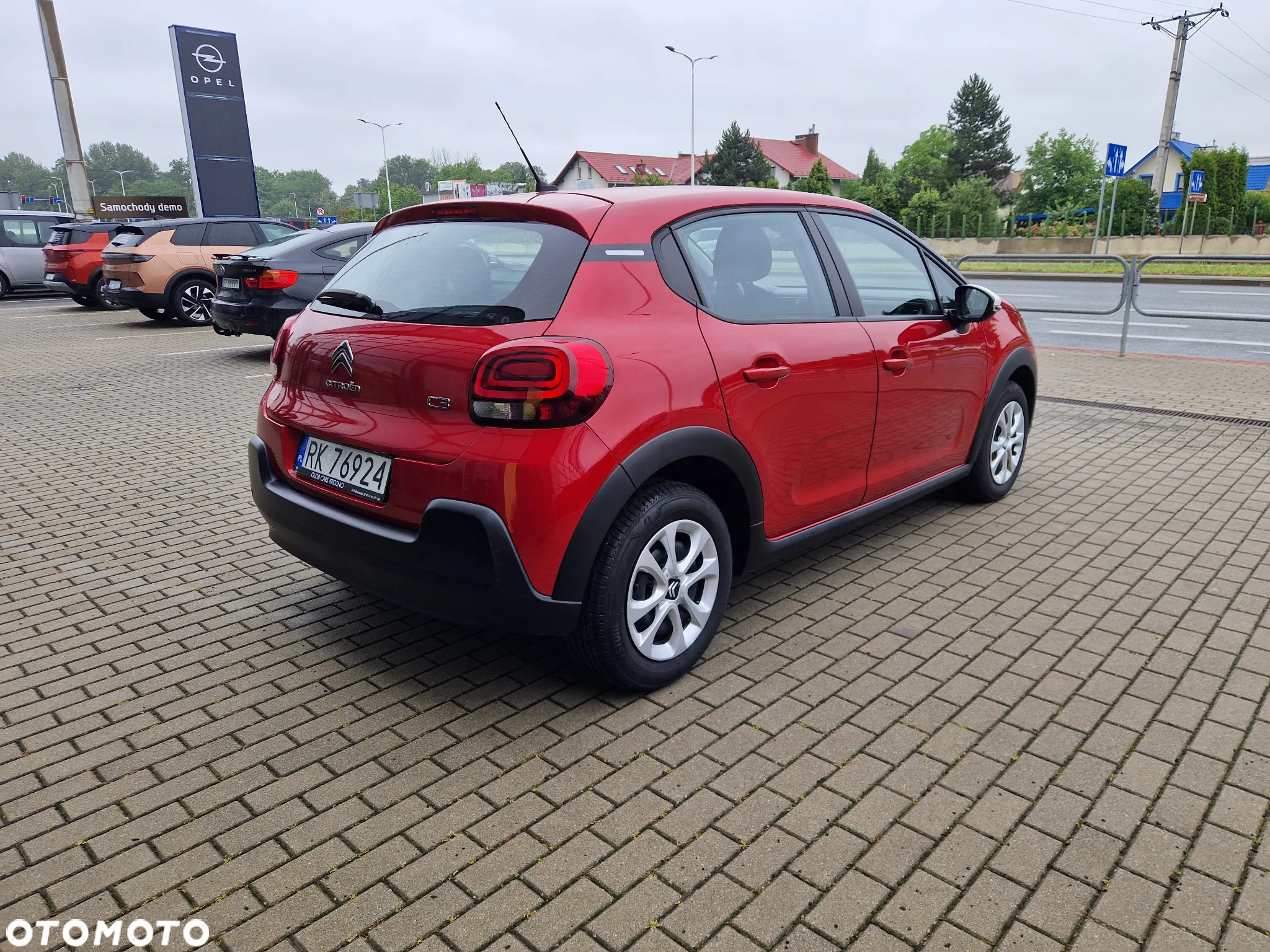 Citroën C3 1.2 PureTech Shine - 4