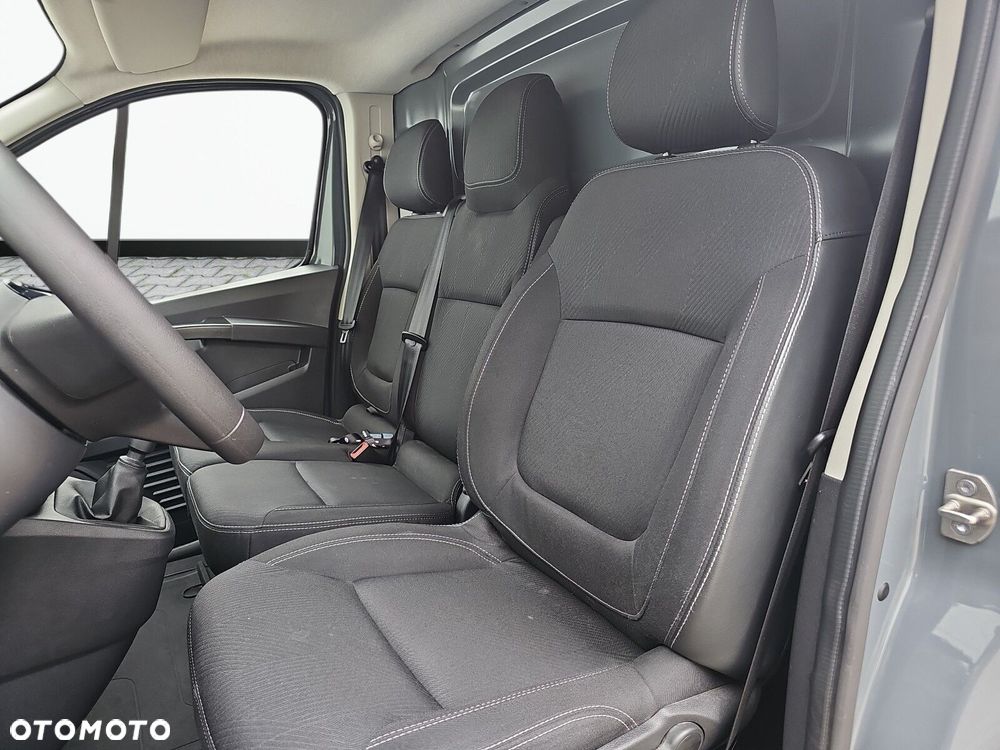 Renault Trafic - 12