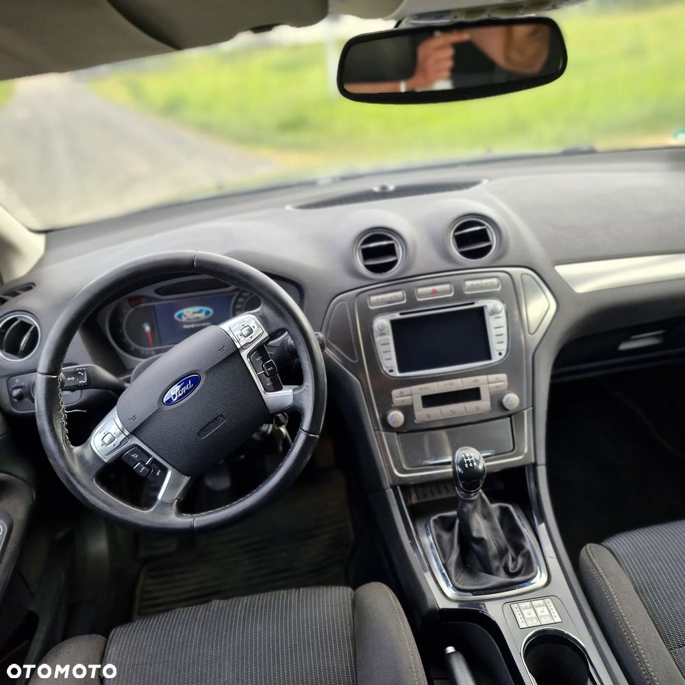 Ford Mondeo 2.0 Titanium - 14