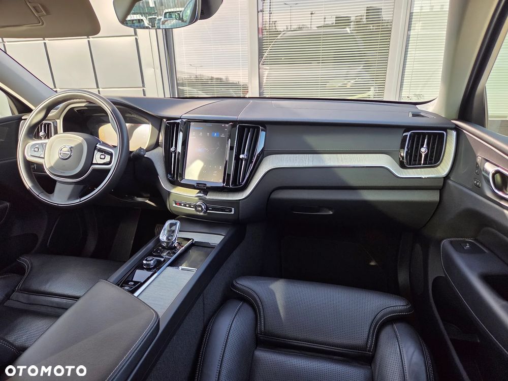 Volvo XC 60 D4 AWD Inscription - 37