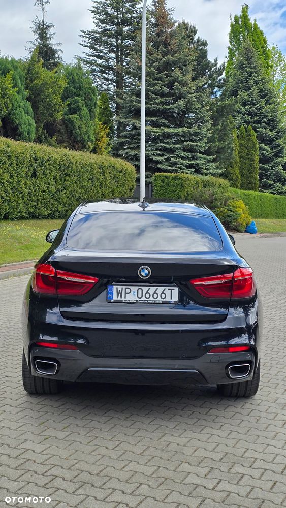 BMW X6 xDrive40d - 17