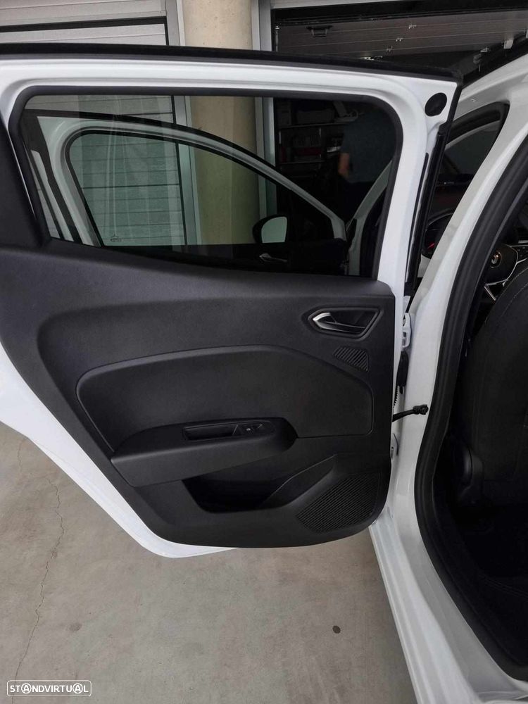 Renault Clio 1.0 TCe Evolution Bi-Fuel - 4