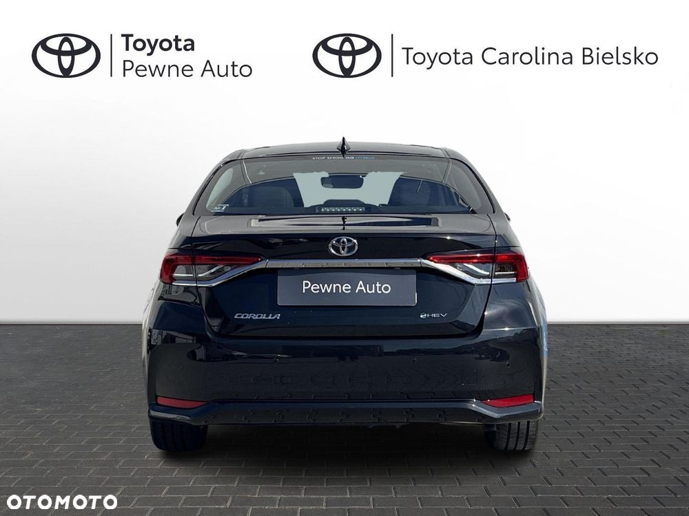 Toyota Corolla - 4