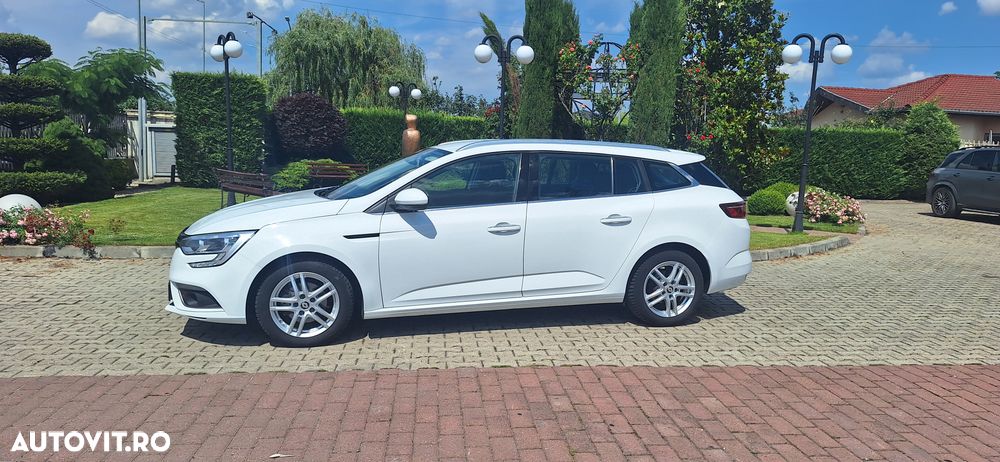 Renault Megane BLUE dCi EDC Limited - 3