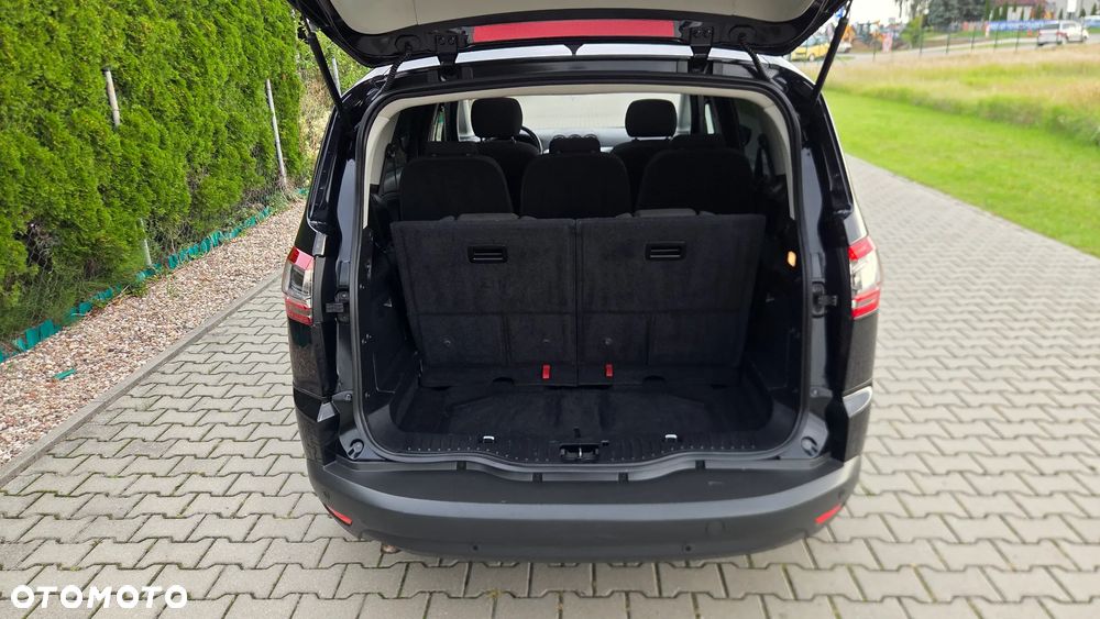 Ford S-Max 2.0 TDCi DPF Titanium X - 19