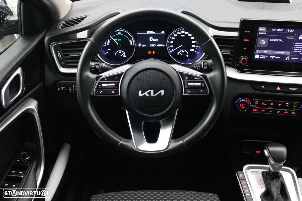 Kia XCeed 1.6 GDi PHEV Drive — fotografia 9