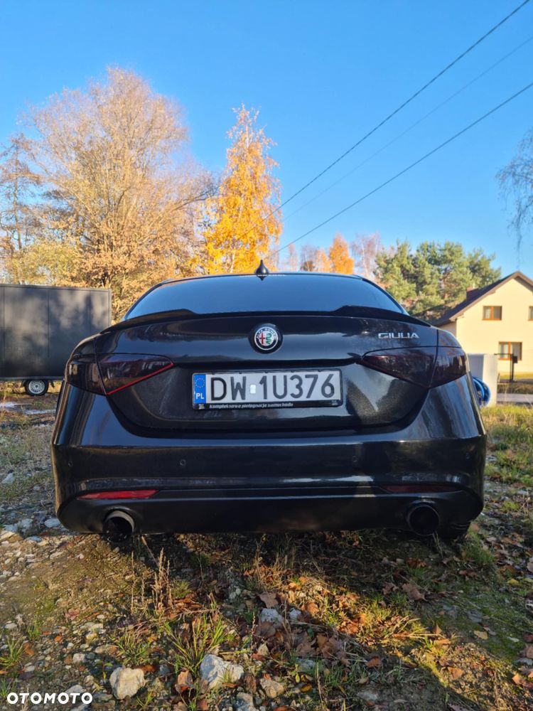 Alfa Romeo Giulia 2.0 Turbo - 7