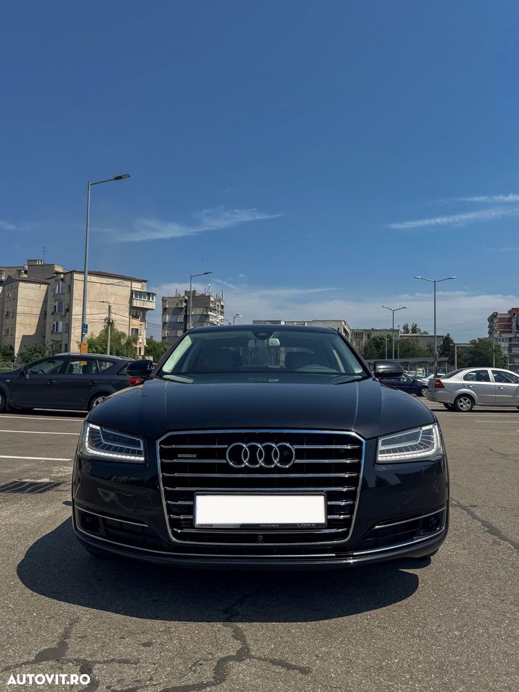 AUDI A8 2016