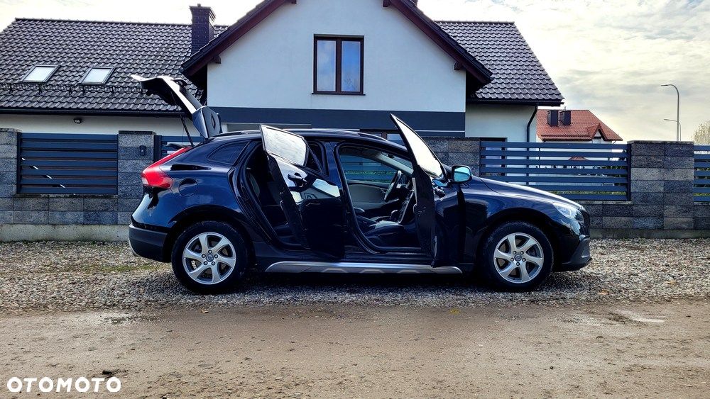 Volvo V40 D3 Geartronic Summum - 9