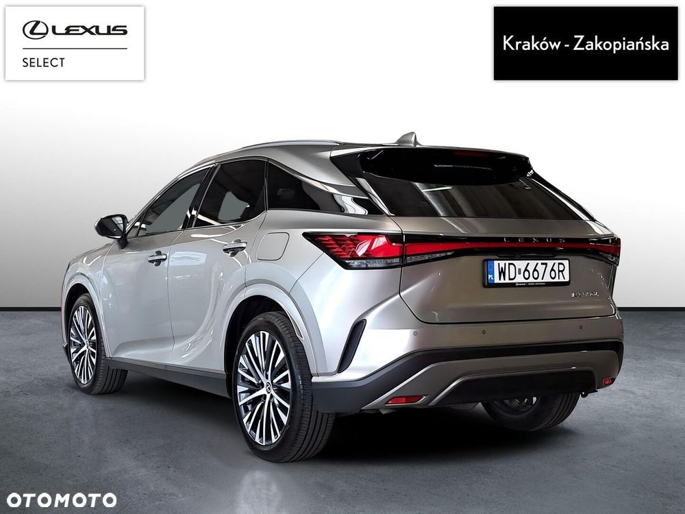 Lexus RX - 8