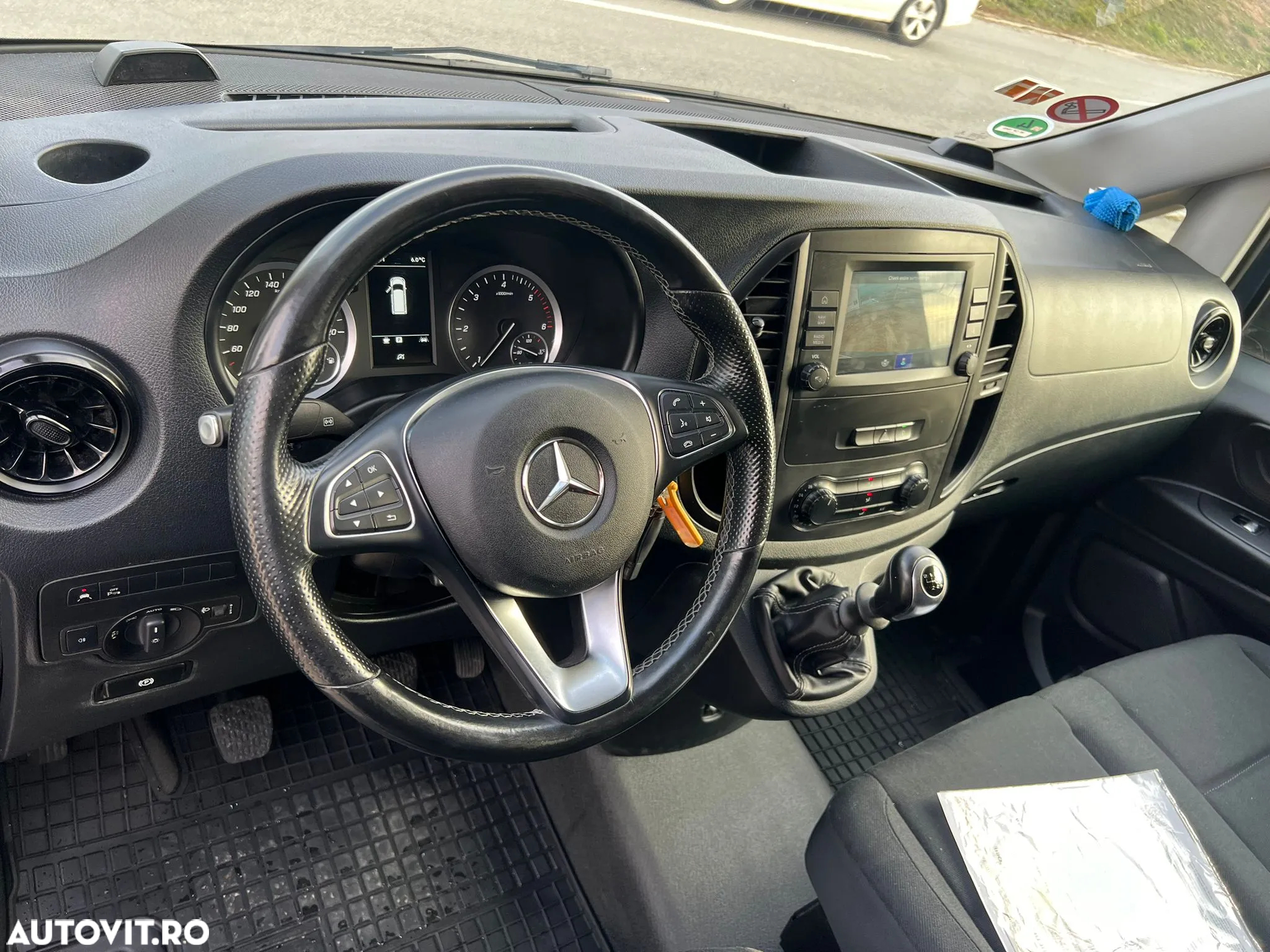 Mercedes-Benz Vito - 22