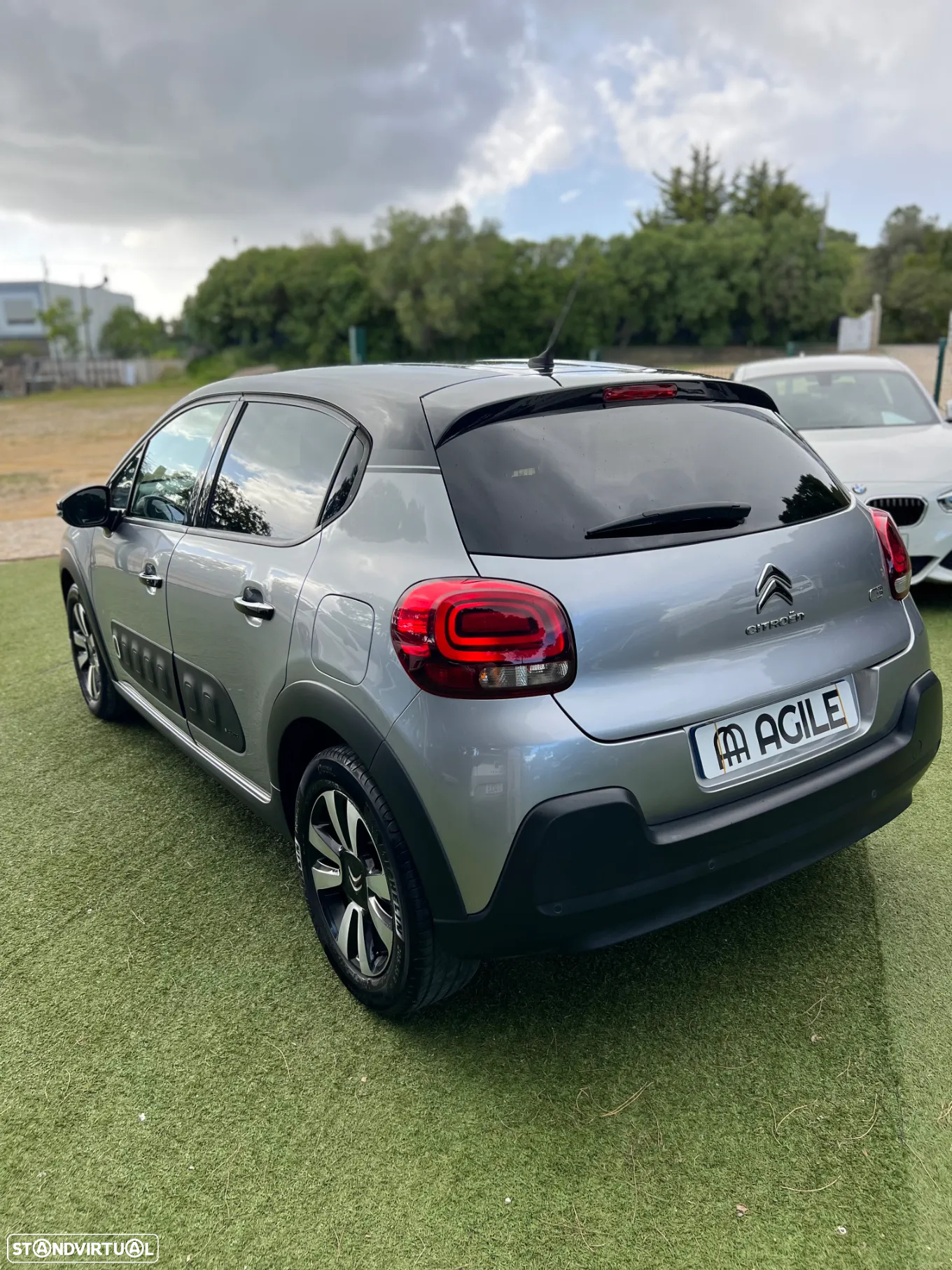 Citroën C3 1.2 PureTech Shine Pack - 2