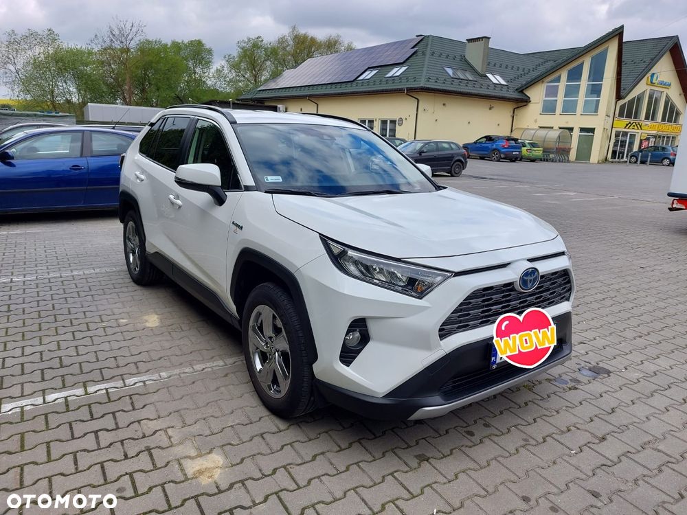 Toyota RAV4 - 1