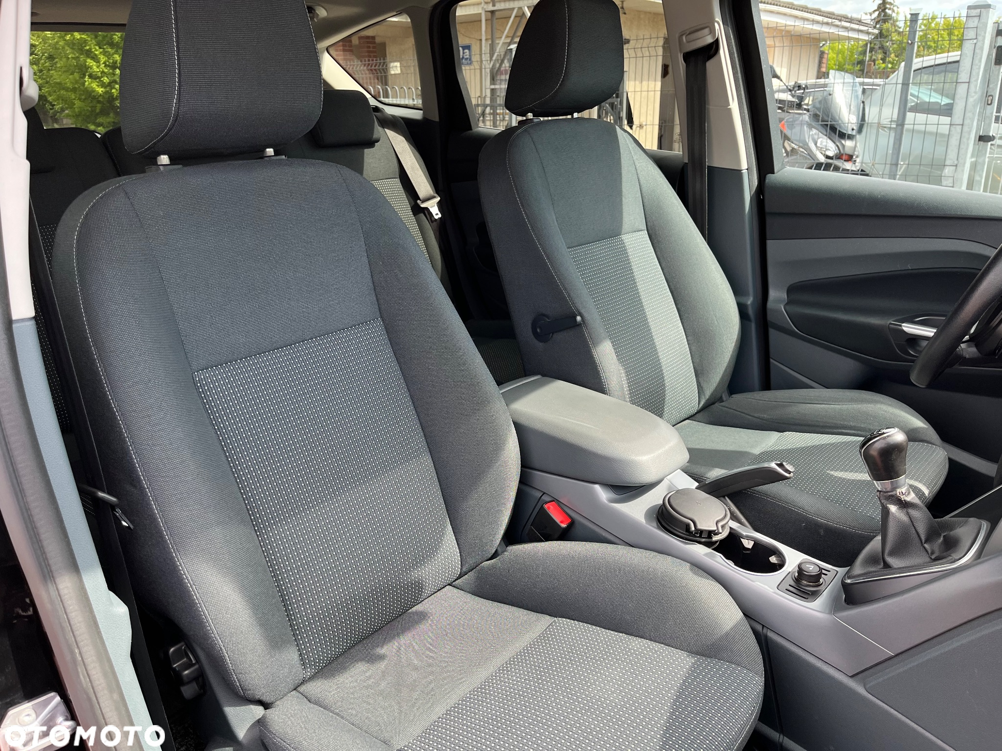 Ford C-MAX 1.6 Ti-VCT Ambiente - 18