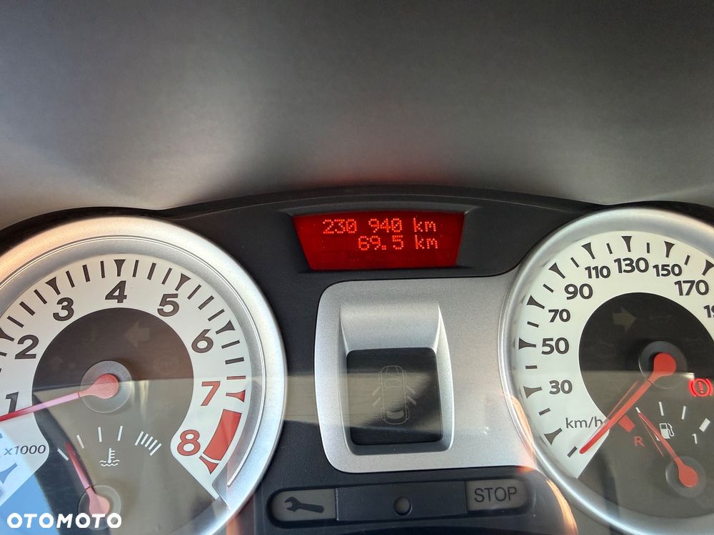 Renault Clio 1.6 16V Dynamique - 16