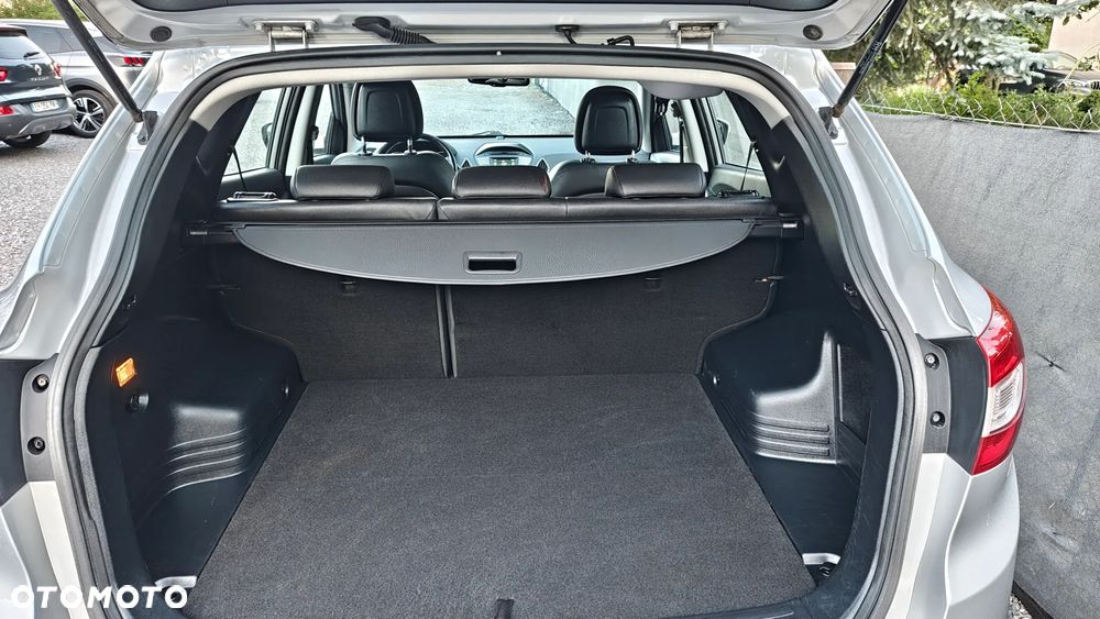 Hyundai ix35 2.0 GDI Premium 4WD - 19