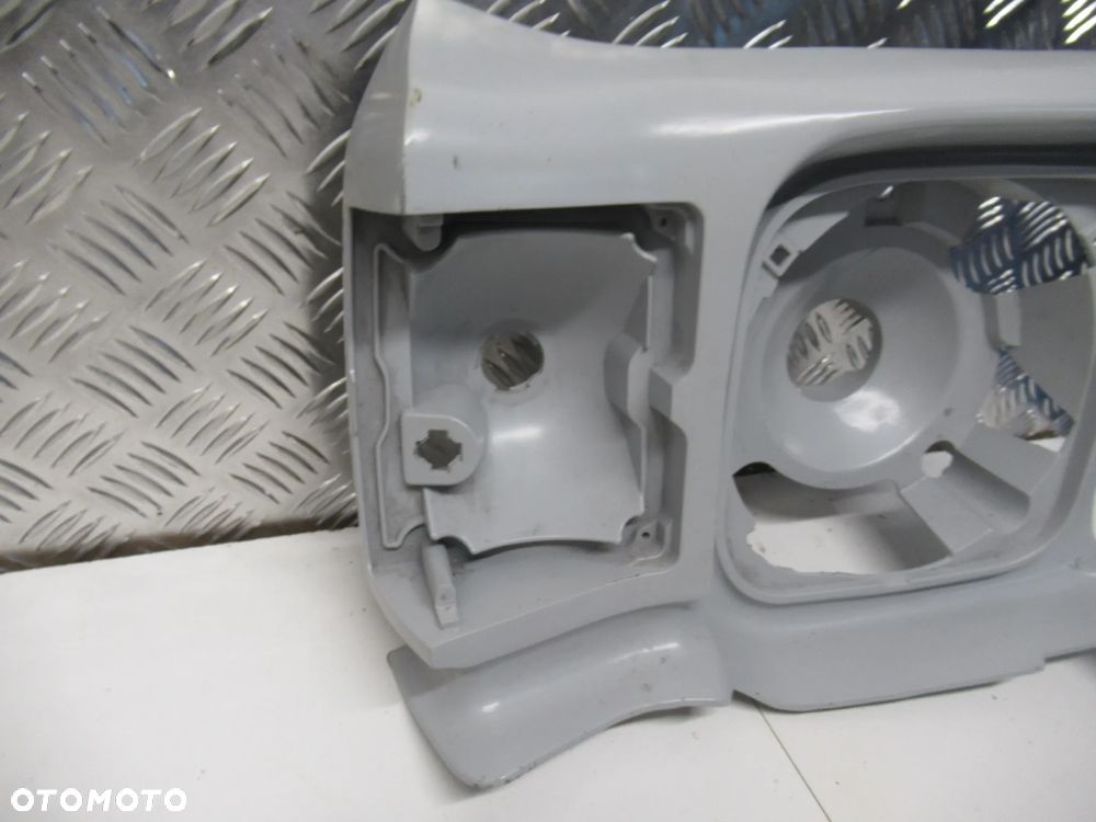 NOWA obudowa okular lampy przedniej prawej Chevrolet El Camino Malibu - 2
