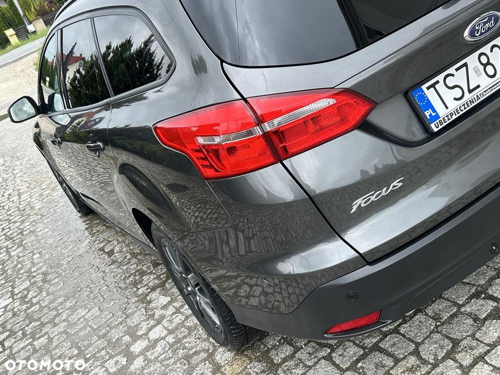 Ford Focus - 25