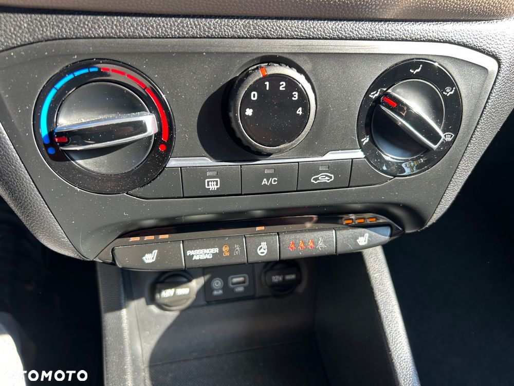 Hyundai i20 1.2 Trend - 25