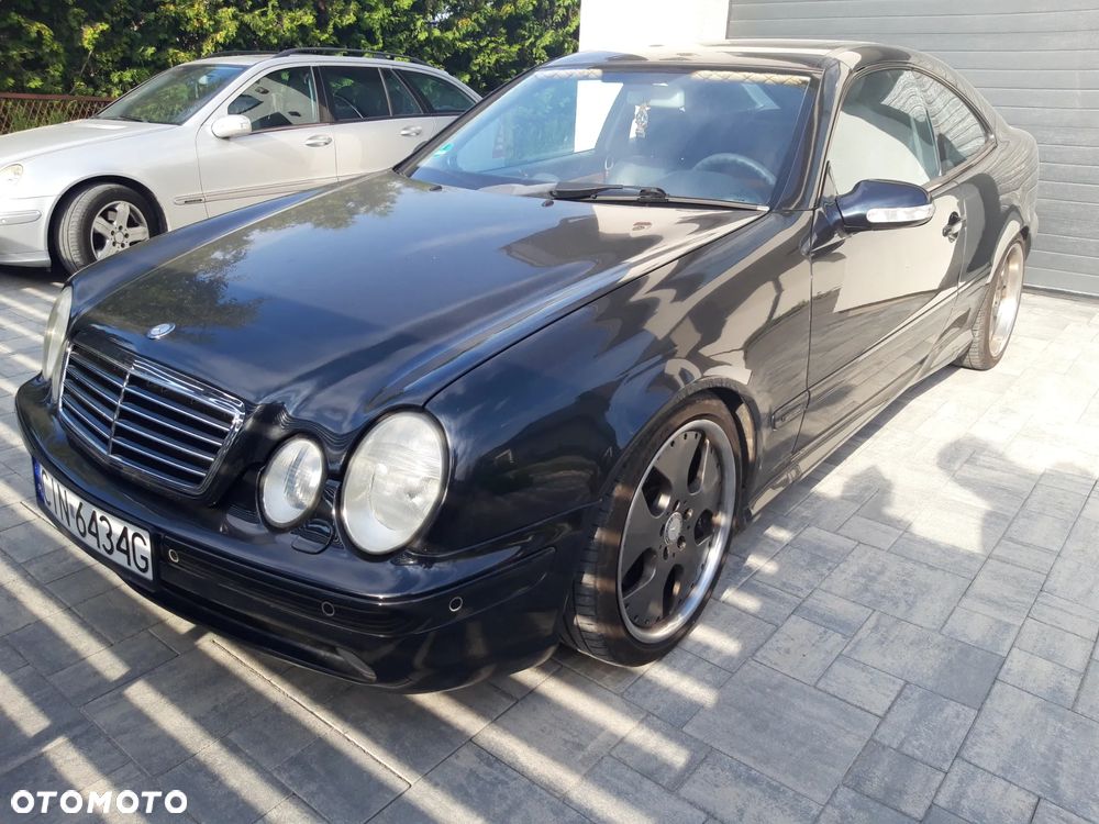 Mercedes-Benz CLK - 9