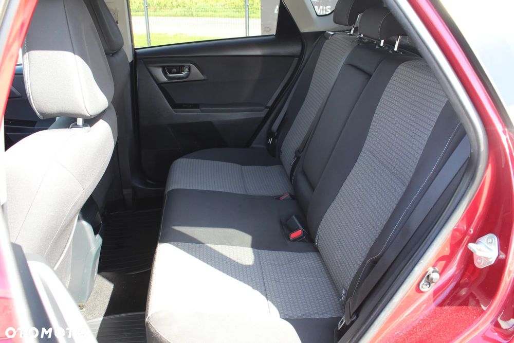 Toyota Auris 1.6 Premium Comfort - 31