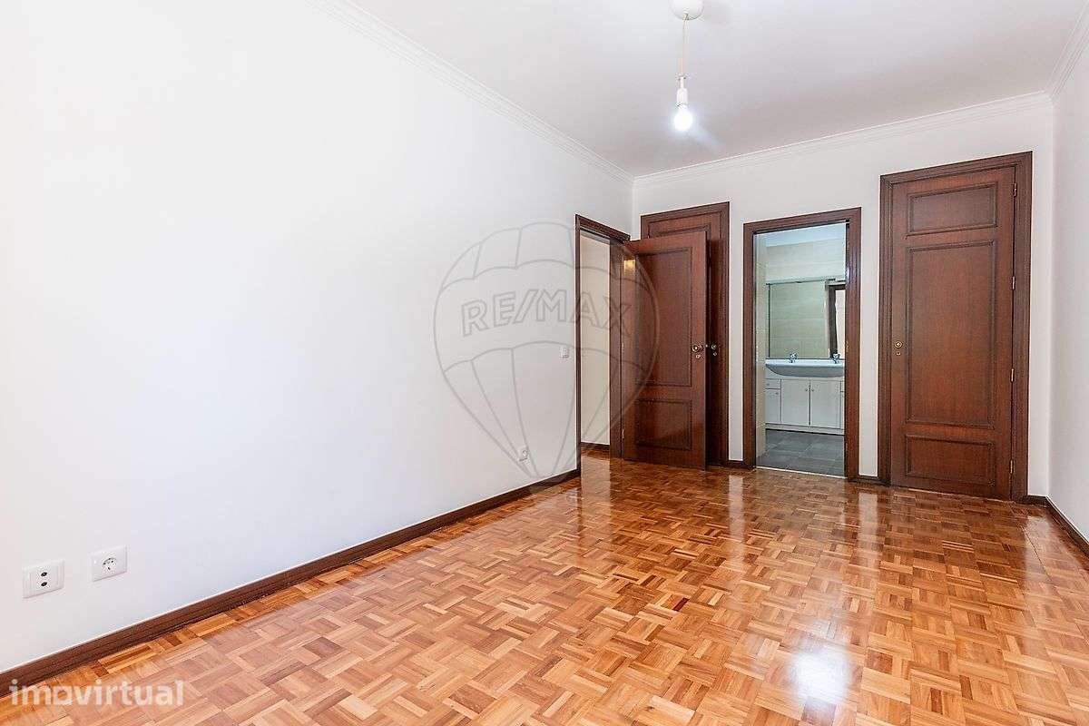 Apartamento T4 para arrendamento - Grande imagem: 4/34