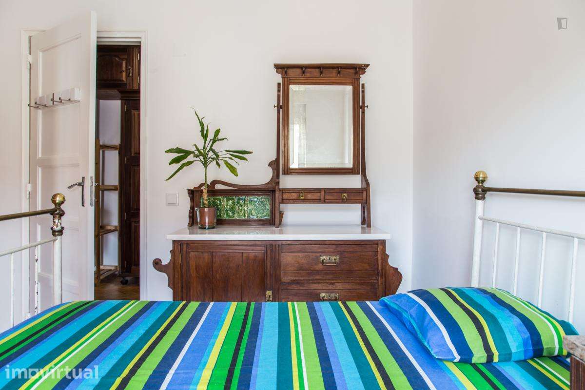 Quarto - localizado em Entrecampos Lisbon - Grande imagem: 3/11