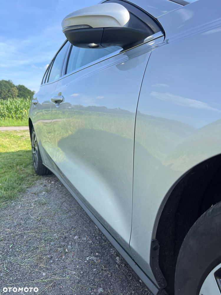 Ford Focus 1.5 EcoBlue Start-Stopp-System TITANIUM STYLE - 8