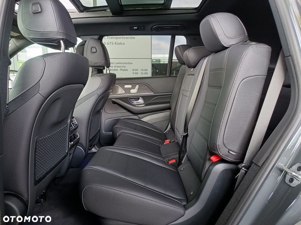 Mercedes-Benz GLS - 16